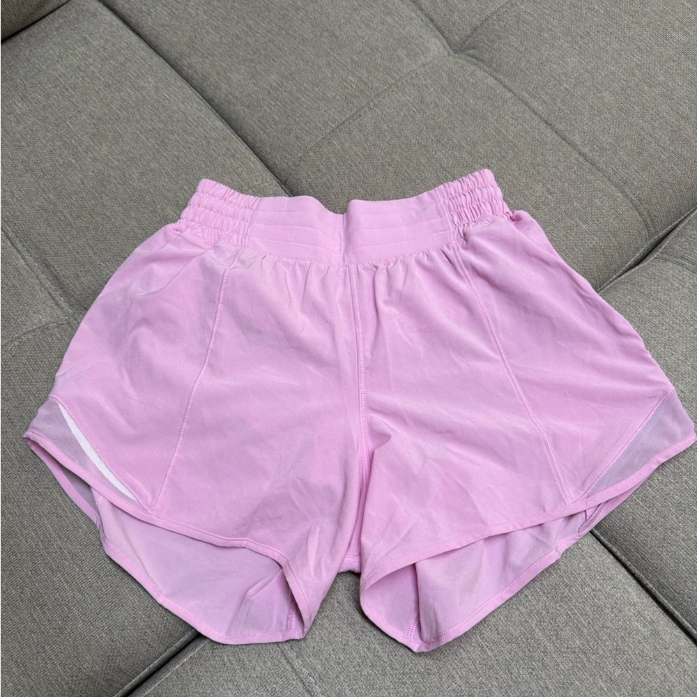 Lululemon Hotty Hot High-Rise Lined Short 4"